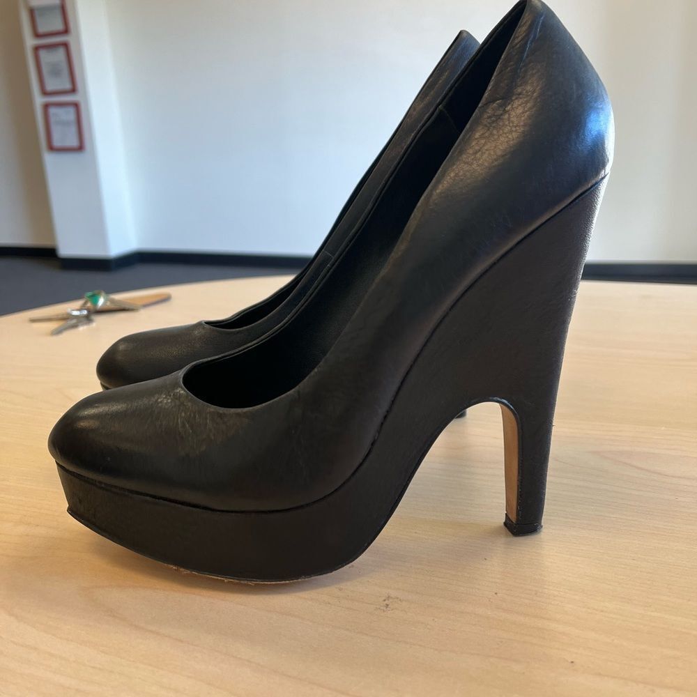 Dolce Vita Black Leather Platform Heels
